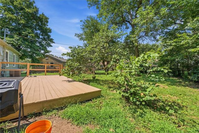 6930 Eby Avenue, Merriam, KS 66204