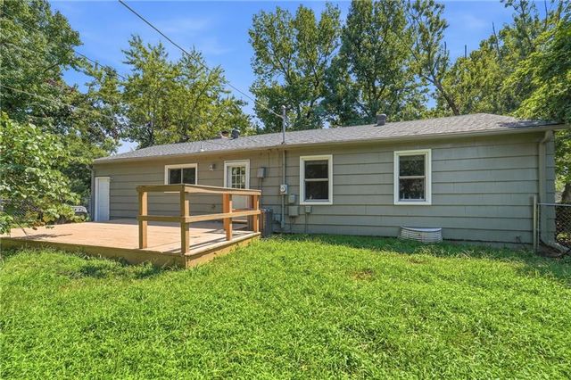 6930 Eby Avenue, Merriam, KS 66204