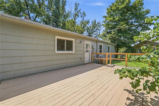 6930 Eby Avenue, Merriam, KS 66204