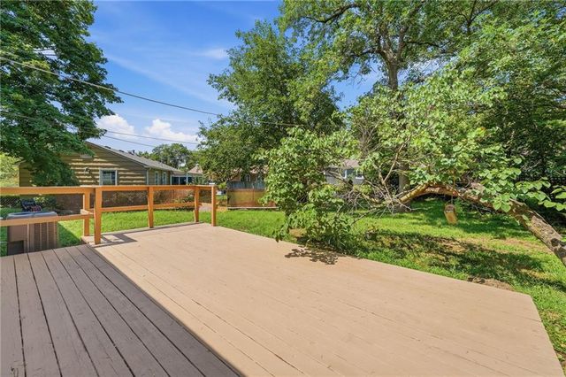 6930 Eby Avenue, Merriam, KS 66204