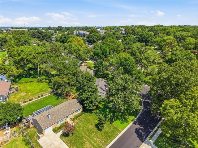 6930 Eby Avenue, Merriam, KS 66204
