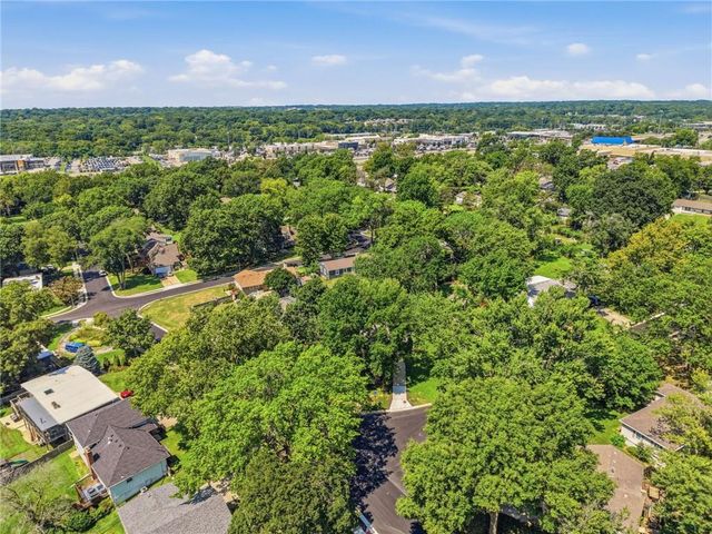6930 Eby Avenue, Merriam, KS 66204