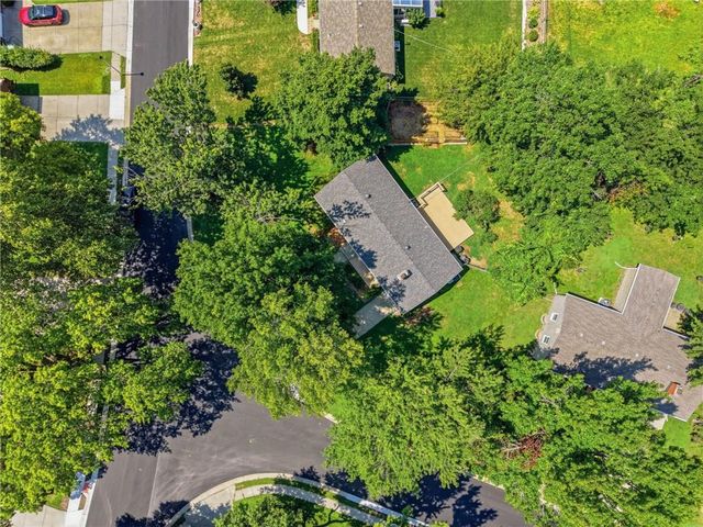 6930 Eby Avenue, Merriam, KS 66204