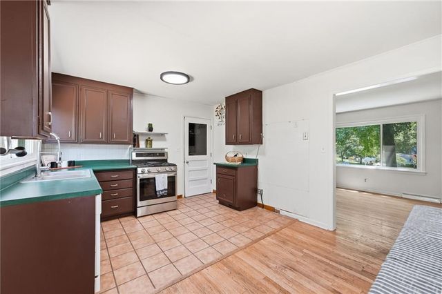6930 Eby Avenue, Merriam, KS 66204