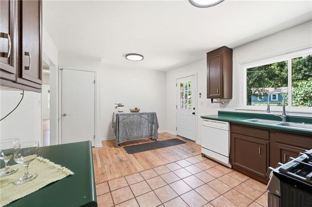 6930 Eby Avenue, Merriam, KS 66204