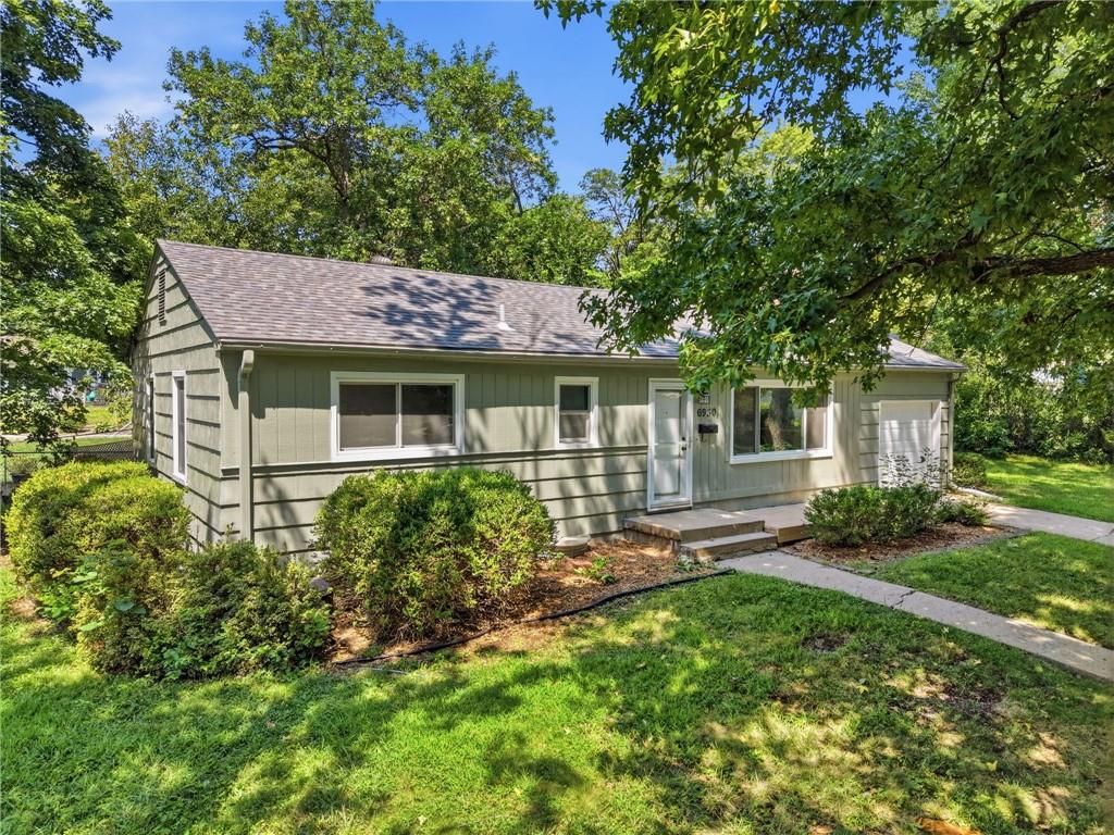 6930 Eby Avenue, Merriam, KS 66204