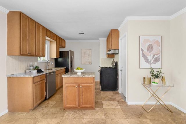 1621 Wheless LN, Austin, TX 78723