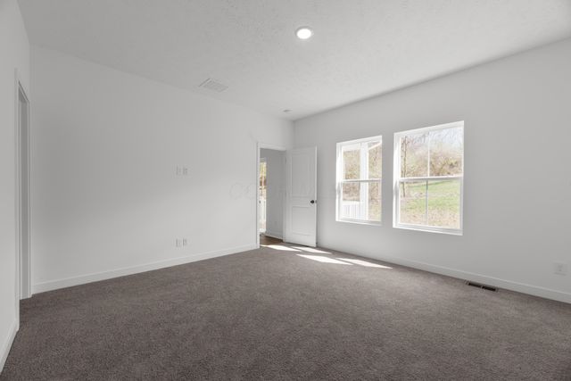 3062 Apple Valley Drive, Howard, OH 43028