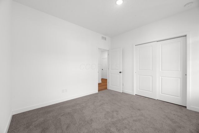 3062 Apple Valley Drive, Howard, OH 43028