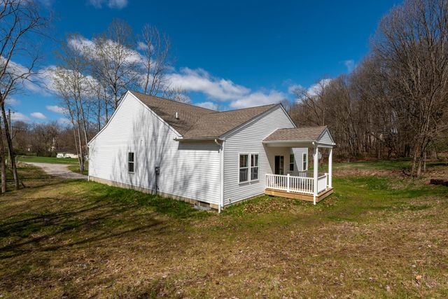 3062 Apple Valley Drive, Howard, OH 43028