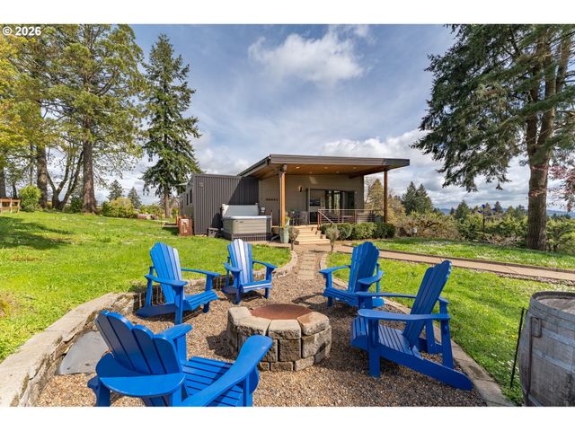 8331 Ne Worden Hill Rd, Dundee, OR 97115