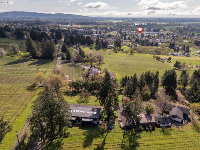 8331 Ne Worden Hill Rd, Dundee, OR 97115
