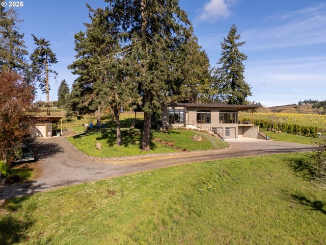 8331 Ne Worden Hill Rd, Dundee, OR 97115