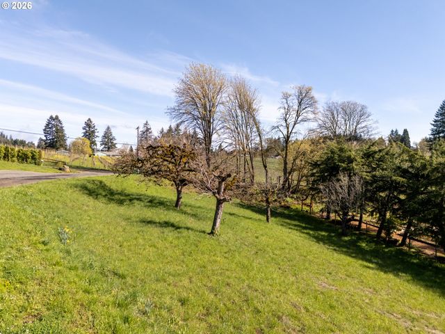 8331 Ne Worden Hill Rd, Dundee, OR 97115