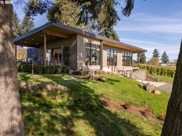 8331 Ne Worden Hill Rd, Dundee, OR 97115