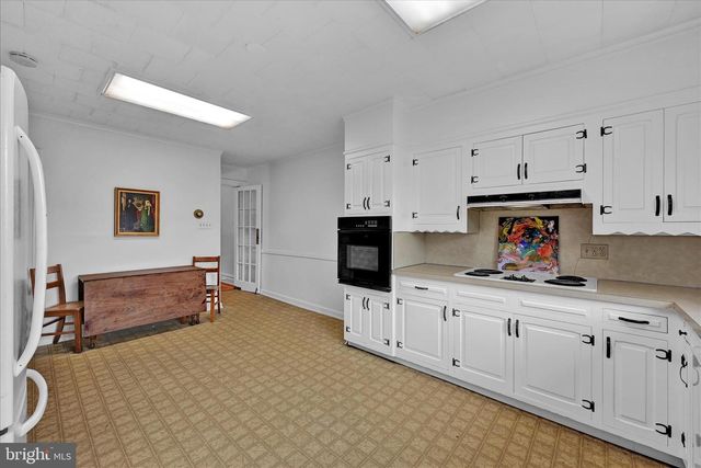 419 CHESTNUT ST, Columbia, PA 17512