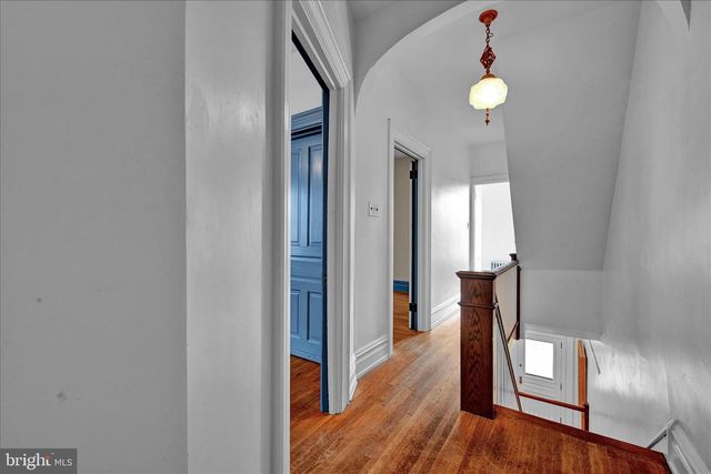419 CHESTNUT ST, Columbia, PA 17512