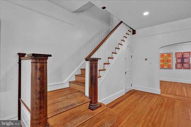 419 CHESTNUT ST, Columbia, PA 17512