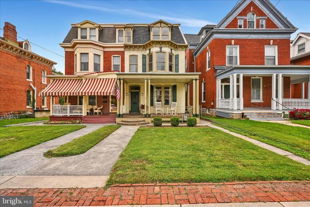 419 CHESTNUT ST, Columbia, PA 17512