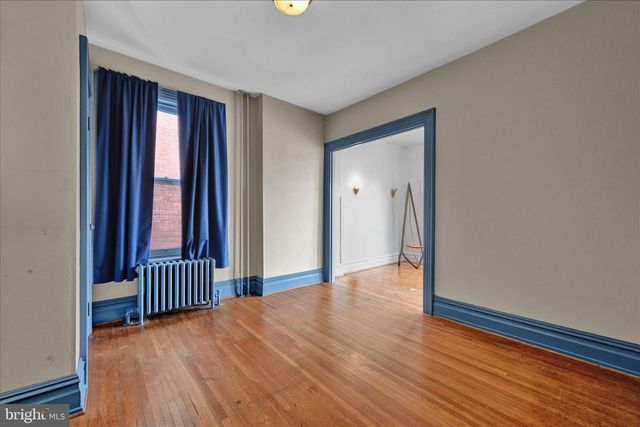 419 CHESTNUT ST, Columbia, PA 17512