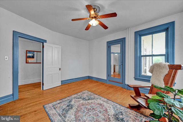 419 CHESTNUT ST, Columbia, PA 17512