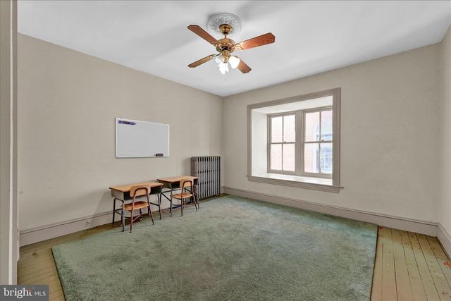 419 CHESTNUT ST, Columbia, PA 17512