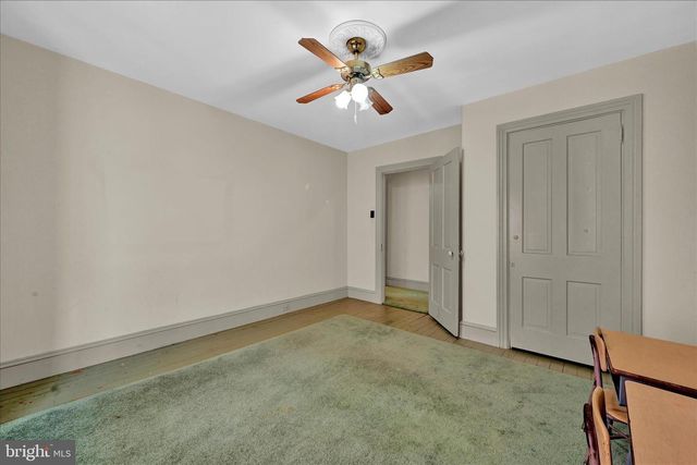 419 CHESTNUT ST, Columbia, PA 17512