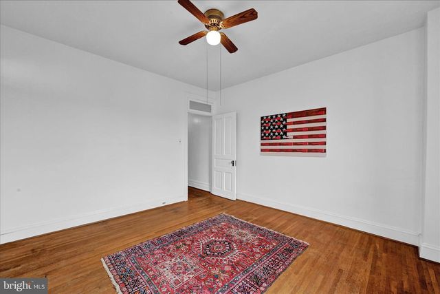 419 CHESTNUT ST, Columbia, PA 17512