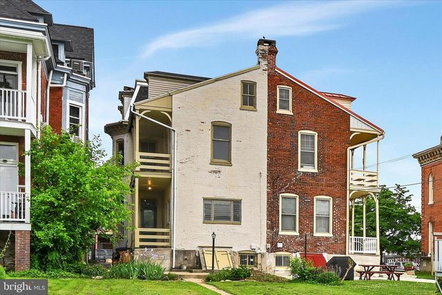 419 CHESTNUT ST, Columbia, PA 17512