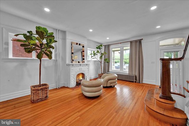 419 CHESTNUT ST, Columbia, PA 17512