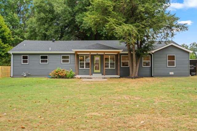 1435 S Fairway Avenue, Springfield, MO 65804