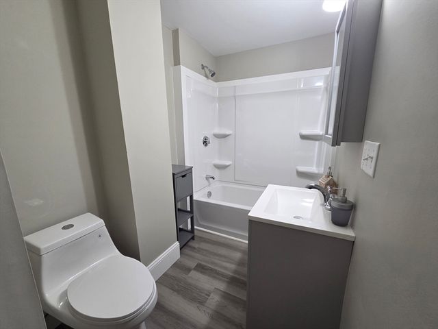 37 Quincy 37, Quincy, MA 02169