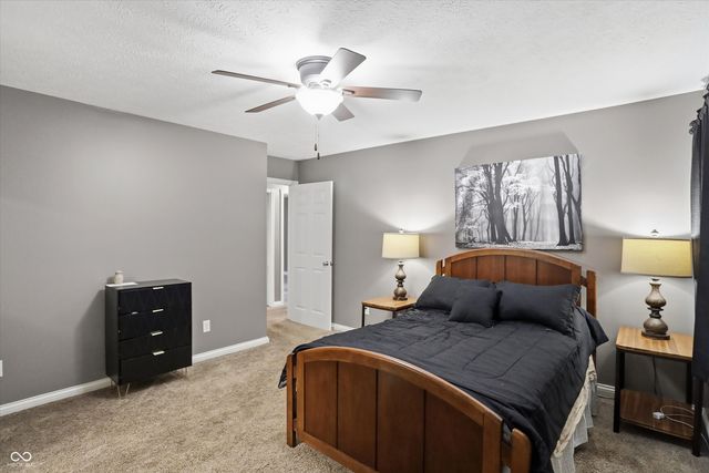 122 Winfield Park Court, Greenfield, IN 46140