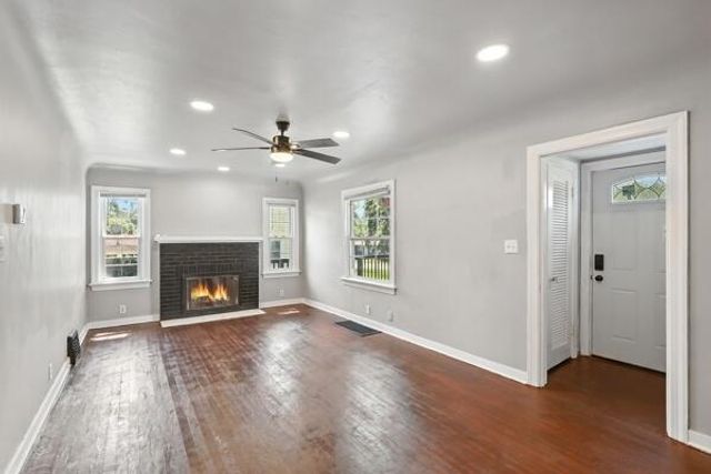 12 Sunset Road, Merrillville, IN 46410