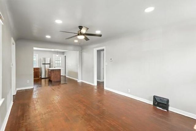 12 Sunset Road, Merrillville, IN 46410