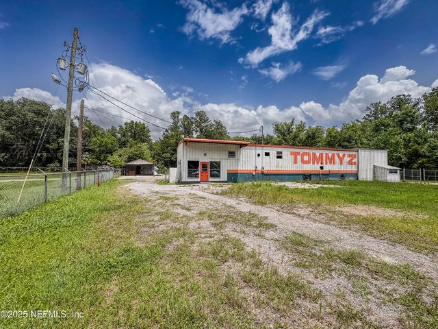 110 STATE ROAD 207, East Palatka, FL 32131