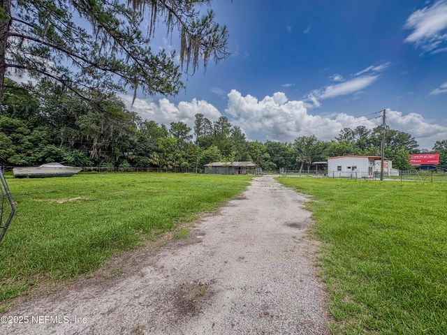 110 STATE ROAD 207, East Palatka, FL 32131