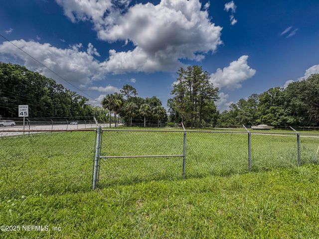 110 STATE ROAD 207, East Palatka, FL 32131