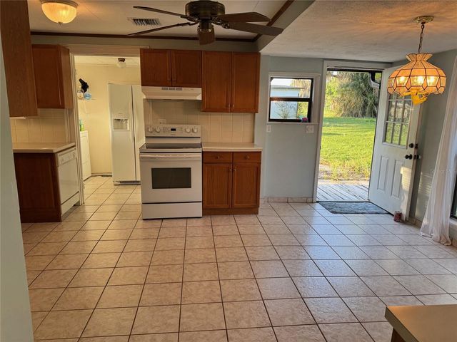 13311 SE SUNSET HARBOR ROAD, Weirsdale, FL 32195