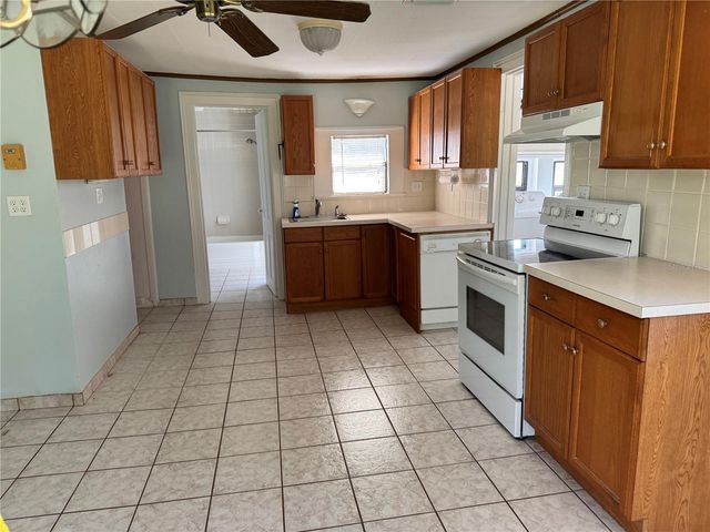 13311 SE SUNSET HARBOR ROAD, Weirsdale, FL 32195