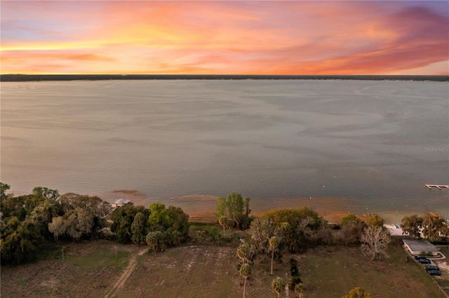 13311 SE SUNSET HARBOR ROAD, Weirsdale, FL 32195