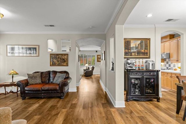 598 Almondcrest St, Oakdale, CA 95361