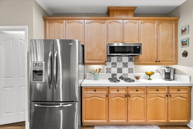 598 Almondcrest St, Oakdale, CA 95361