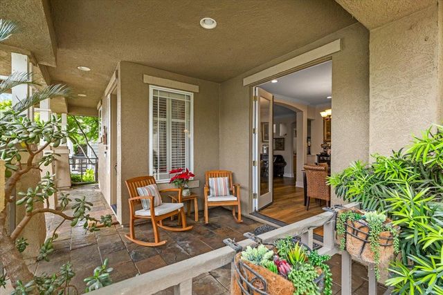 598 Almondcrest St, Oakdale, CA 95361