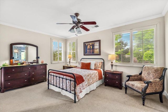 598 Almondcrest St, Oakdale, CA 95361