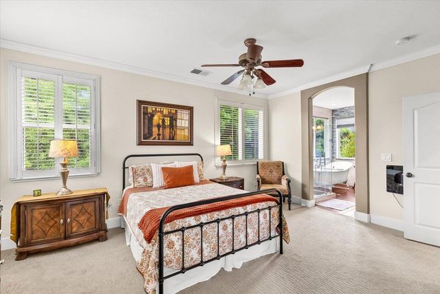 598 Almondcrest St, Oakdale, CA 95361