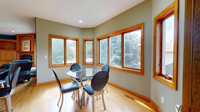 2449 Sand Trap Lane SE, Rochester, MN 55904