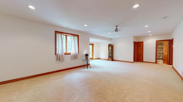 2449 Sand Trap Lane SE, Rochester, MN 55904