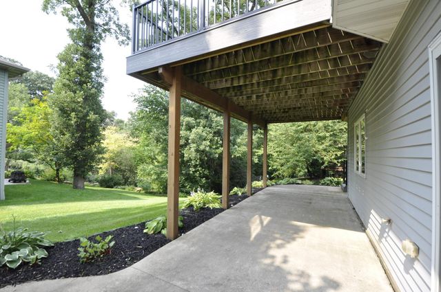 2449 Sand Trap Lane SE, Rochester, MN 55904