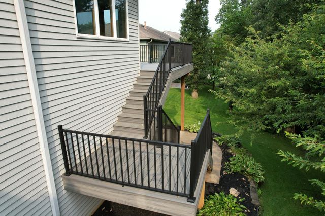 2449 Sand Trap Lane SE, Rochester, MN 55904